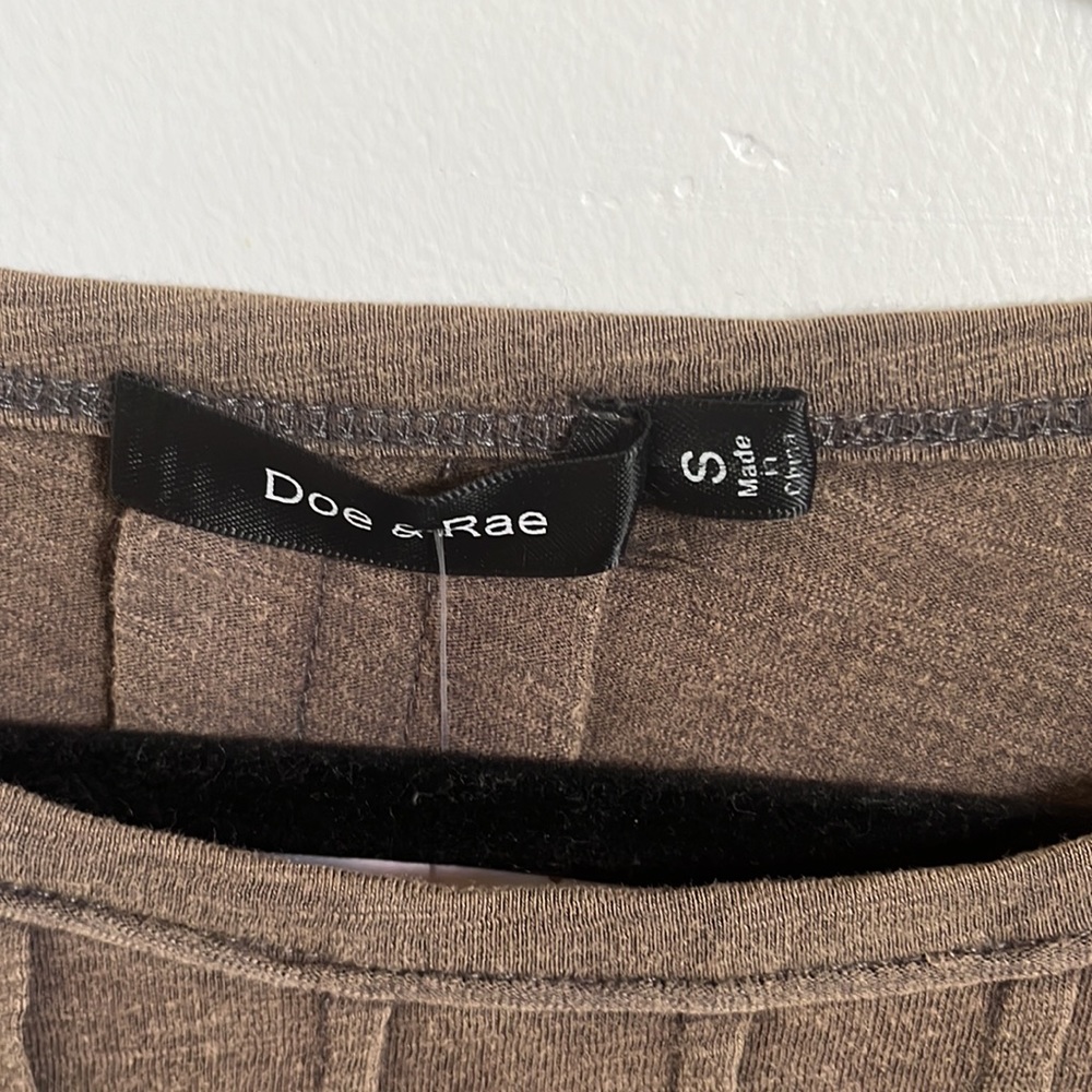 Doe & Rae top - Picture 3 of 5
